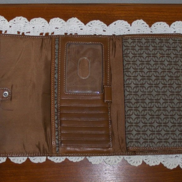 Fossil Clutch Wallet Brown Logo Leather Jacquard Organizer BOTTOM DOLLAR!!! - Picture 5 of 8